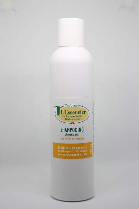 SHAMPOOING CHEVEUX GRAS AUX HUILES ESSENTIELLES