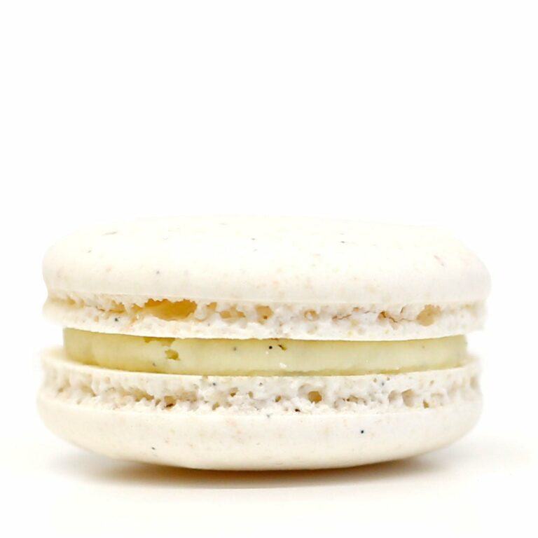 vanilla-macaron-maison-amarella