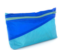 Savonnerie NEPTUNE Petite trousse de toilette Upcycling parapente