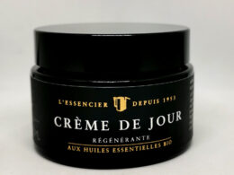 Crème de Jour Régénérante aux huiles essentielles